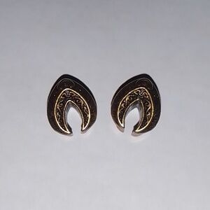 Ear Saddle Spreader, Brass, Tunnel and plugs